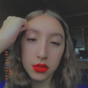 Meet your Posher, Hailey